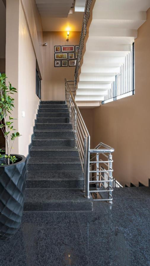 Royal Tusker Luxury Service Apartments Mysore Esterno foto