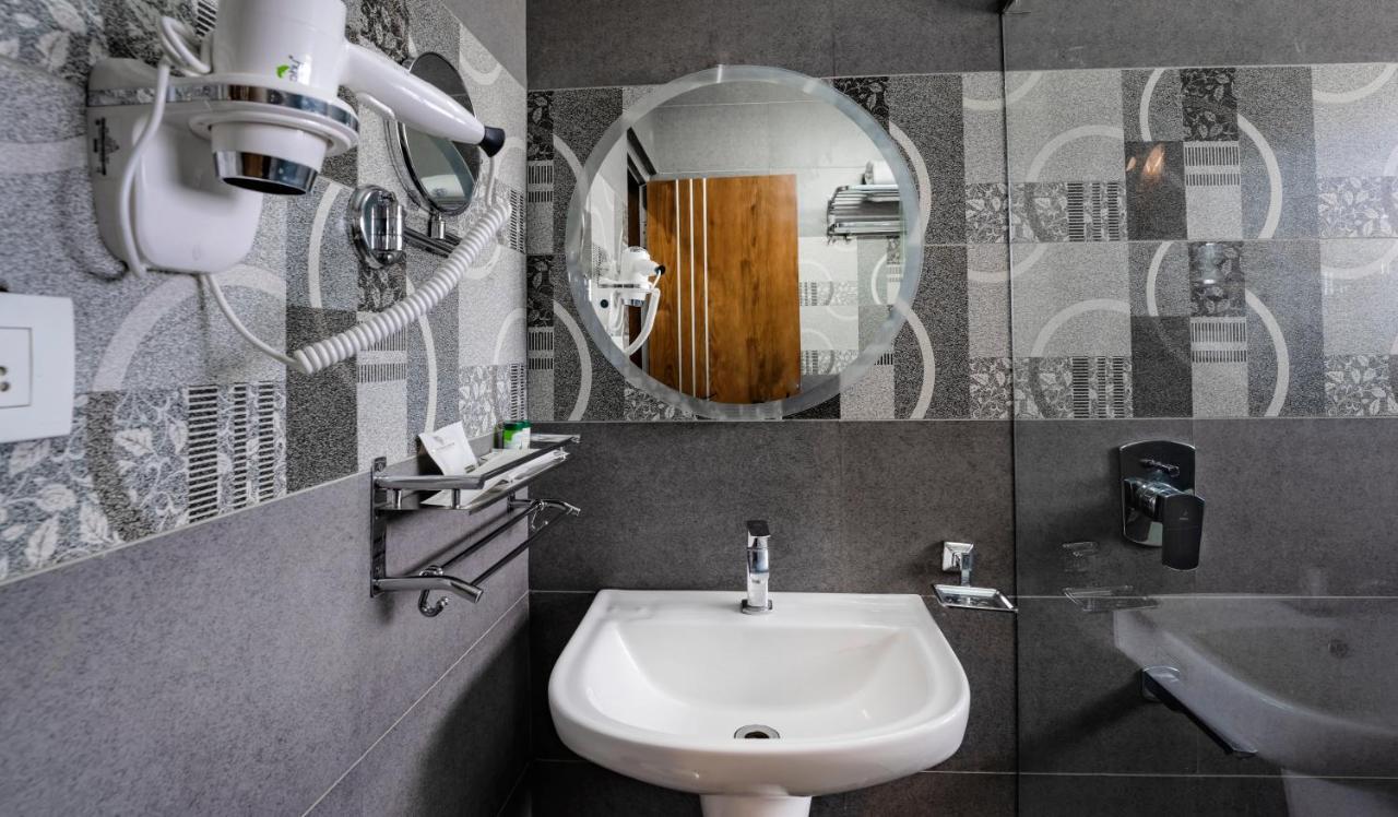 Royal Tusker Luxury Service Apartments Mysore Esterno foto